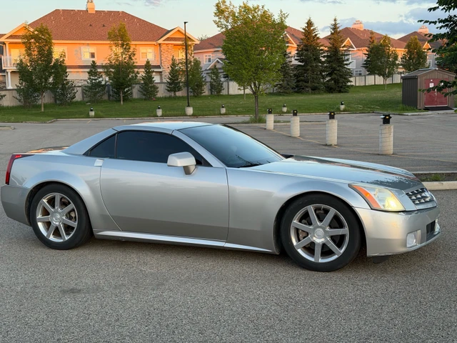 2006 Cadillac Xlr, silber, 128.000 km, Import Kanada — Foto 1