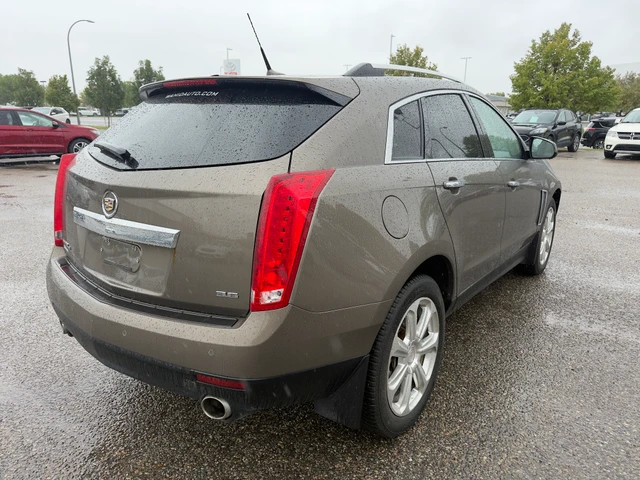 2014 Cadillac Srx Performance, braun, 139.337 km, Import Kanada — Foto 13 z 18