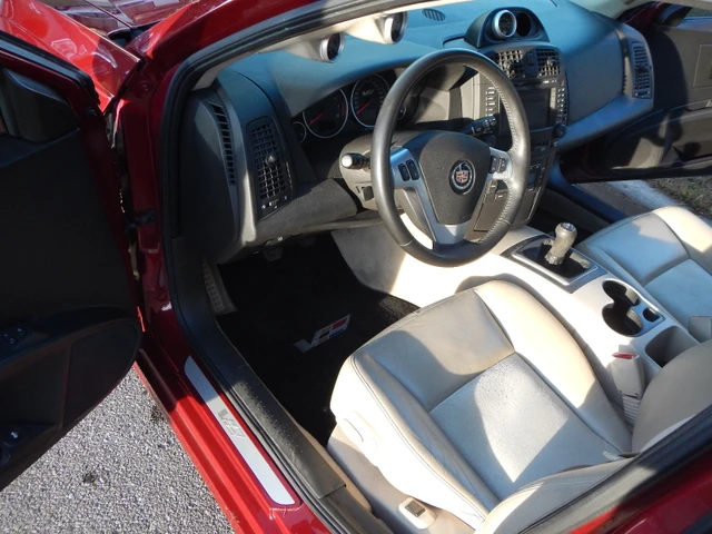 2005 Cadillac Cts-V, rot, 62.000 km, Import Kanada — Foto 5 z 5
