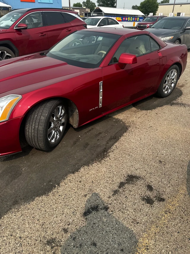2009 Cadillac Xlr Platinum, 135.000 km, Import Kanada — Foto 1
