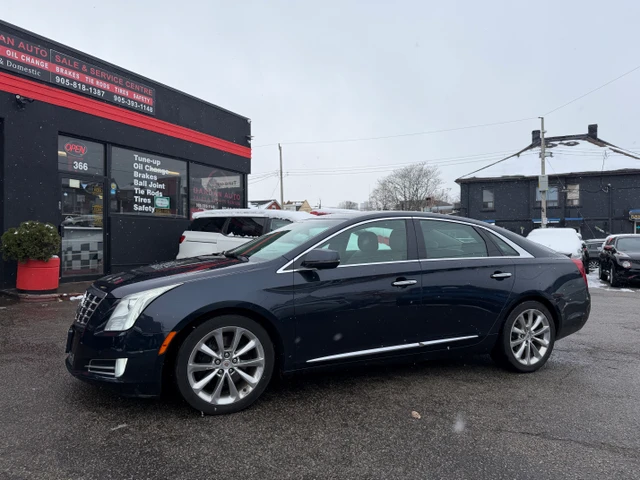 2014 Cadillac Xts Luxury Collection, blau, 190.944 km, Import Kanada — Foto 2 z 5