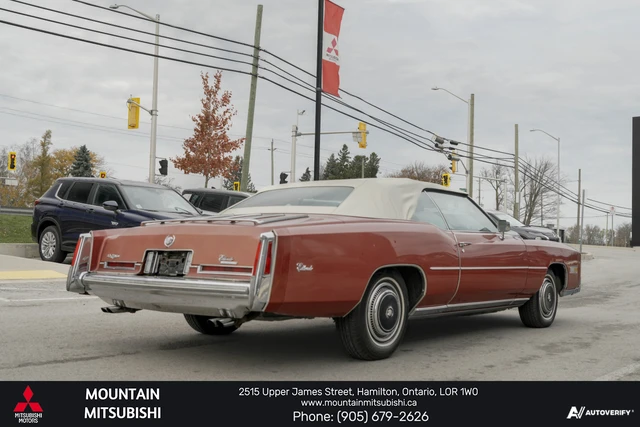 1976 Cadillac Eldorado CONVERTABLE, rot, 69.036 km, Import Kanada — Foto 7 z 19