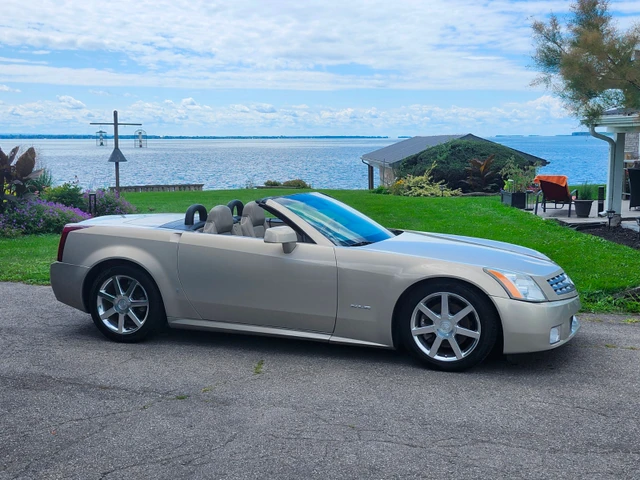 2006 Cadillac Xlr, 79.000 km, Import Kanada — Foto 1