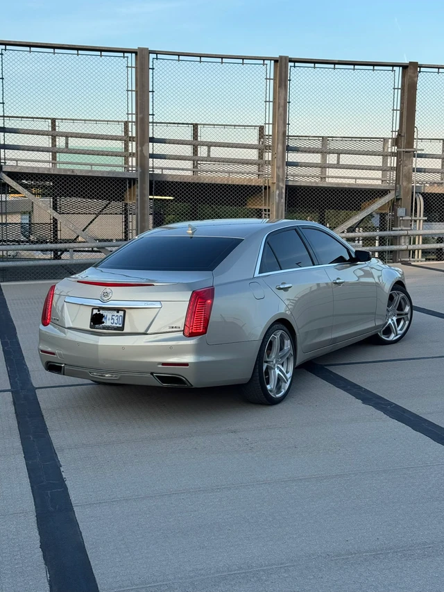 2014 Cadillac Cts Luxury, gold, 193.000 km, Import Kanada — Foto 5 z 5