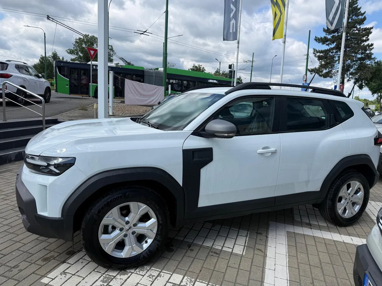 2026 Dacia Duster, 6 km, Rumänien — Foto 2 z 15