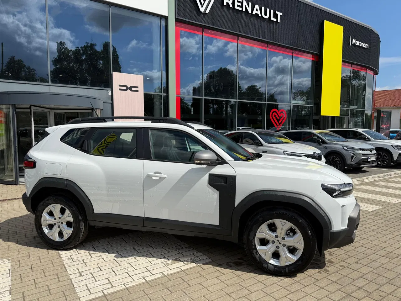 2026 Dacia Duster, 6 km, Rumänien — Foto 5 z 15