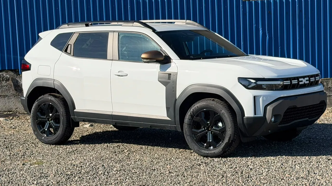 2025 Dacia Duster, 5 km, Rumänien — Foto 3 z 13