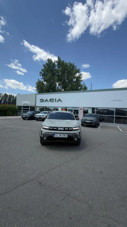 2026 Dacia Duster, 3.200 km, Rumänien — Foto 1