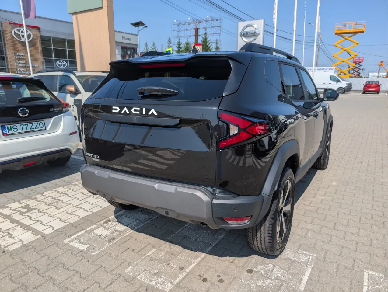 2025 Dacia Duster, 5 km, Rumänien — Foto 4 z 15