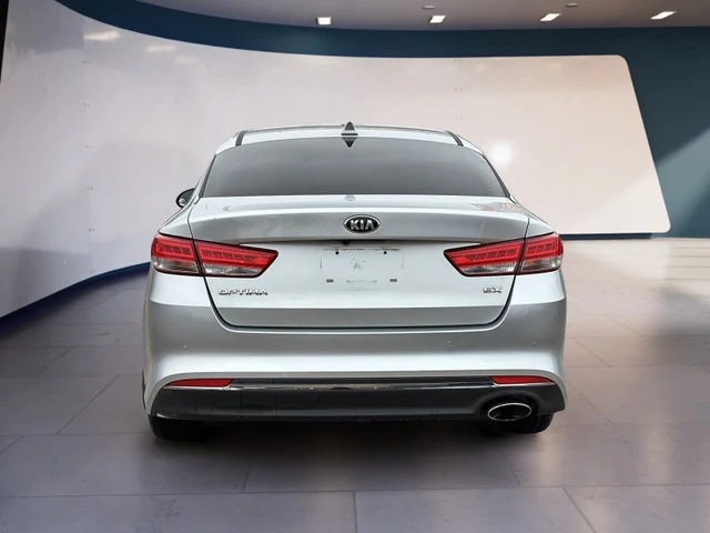 2018 Kia Optima LX, grau, 91.988 km, Import Kanada — Foto 4 z 5
