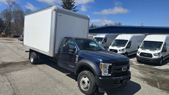 2019 Ford F550 16Ft - 6.7L V8 Diesel - Tall Box - Ramp, schwarz, 194.000 km, Import Kanada — Foto 2 z 20