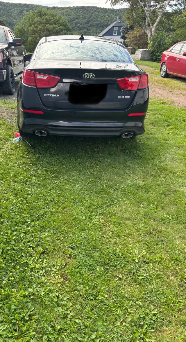2015 Kia Optima, 350 km, Import Kanada — Foto 2 z 5