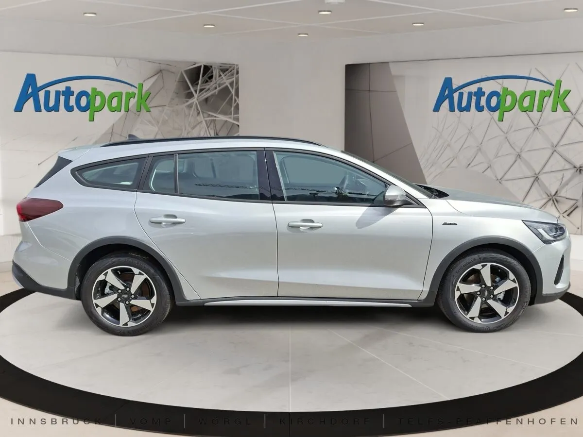 2026 Ford Focus, 0 km, Österreich — Foto 4 z 17