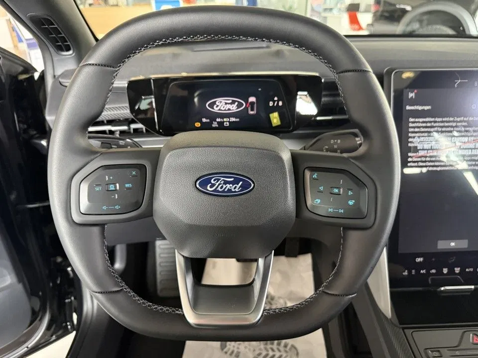 2026 Ford Explorer, 1 km, Rumänien — Foto 15 z 20