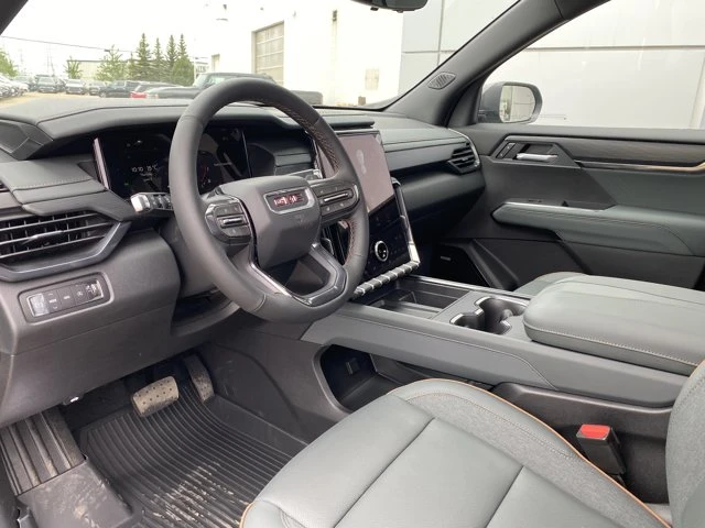 2026 GMC Acadia AT4, schwarz, 3 km, Import Kanada — Foto 14 z 20