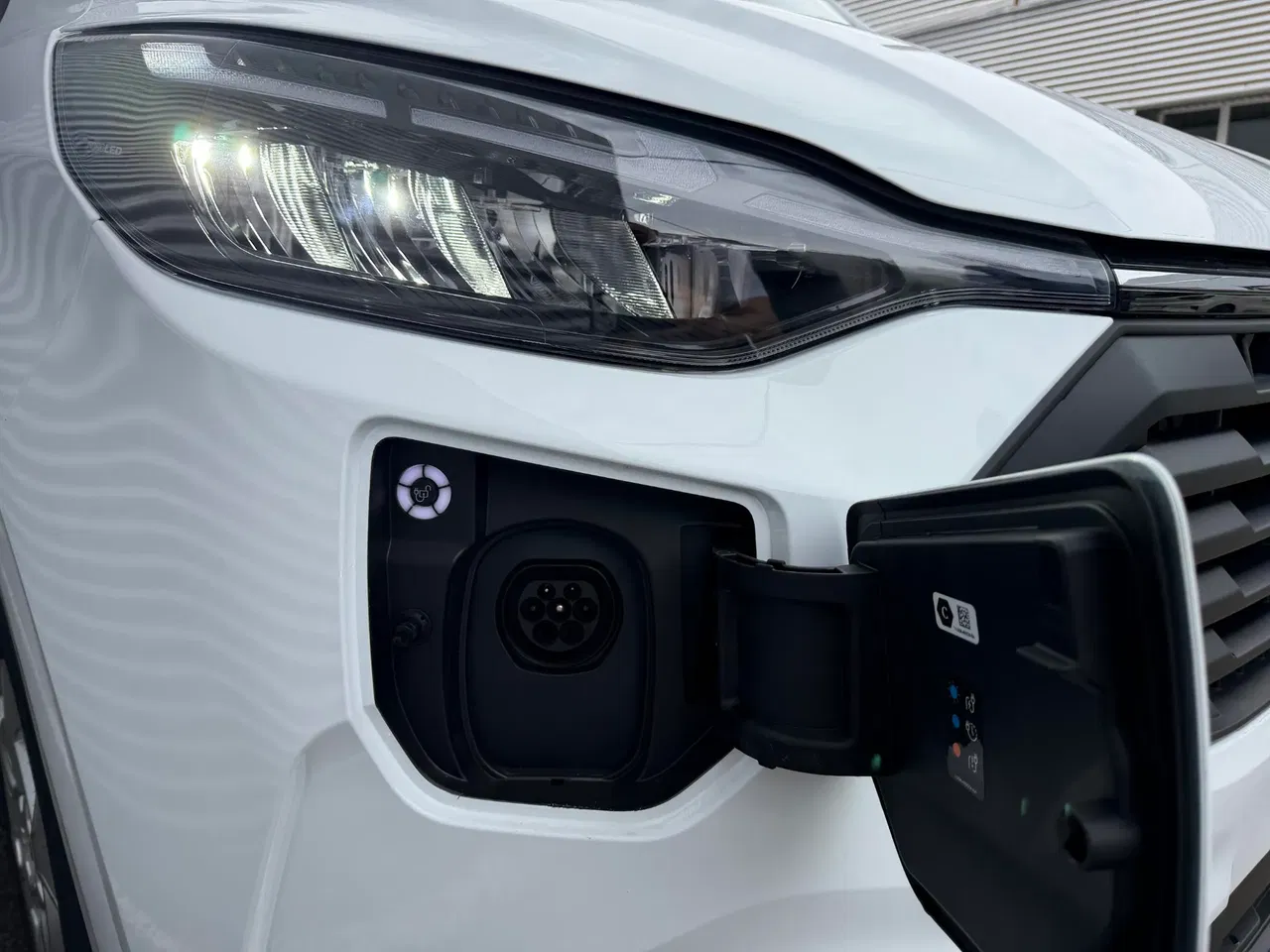 2026 Ford Transit Custom, 1 km, Rumänien — Foto 6 z 17