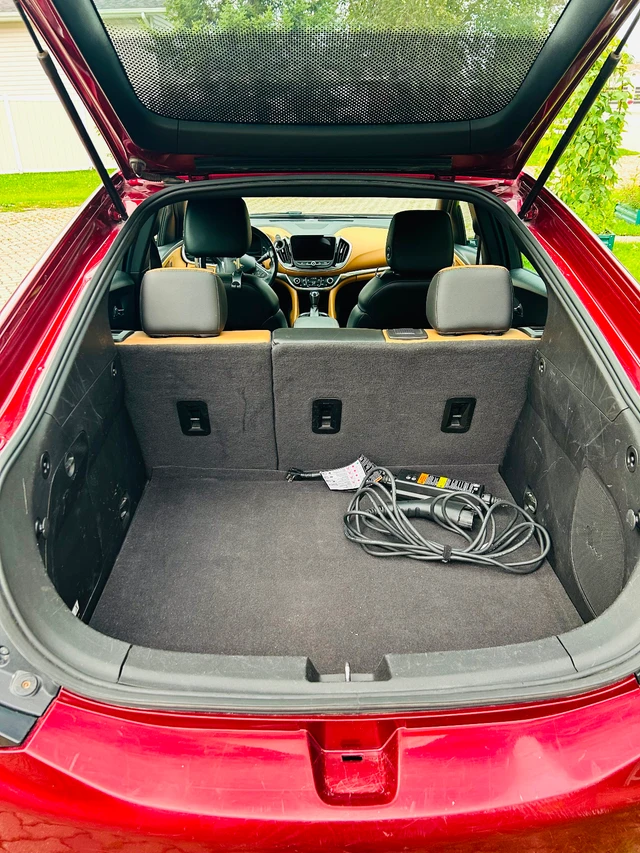 2017 Chevrolet Volt Premier, rot, 156.542 km, Import Kanada — Foto 5 z 5