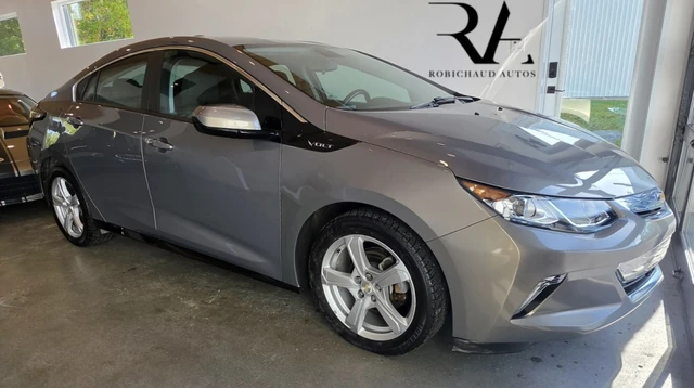 2017 Chevrolet Volt, grau, 131.583 km, Import Kanada — Foto 1