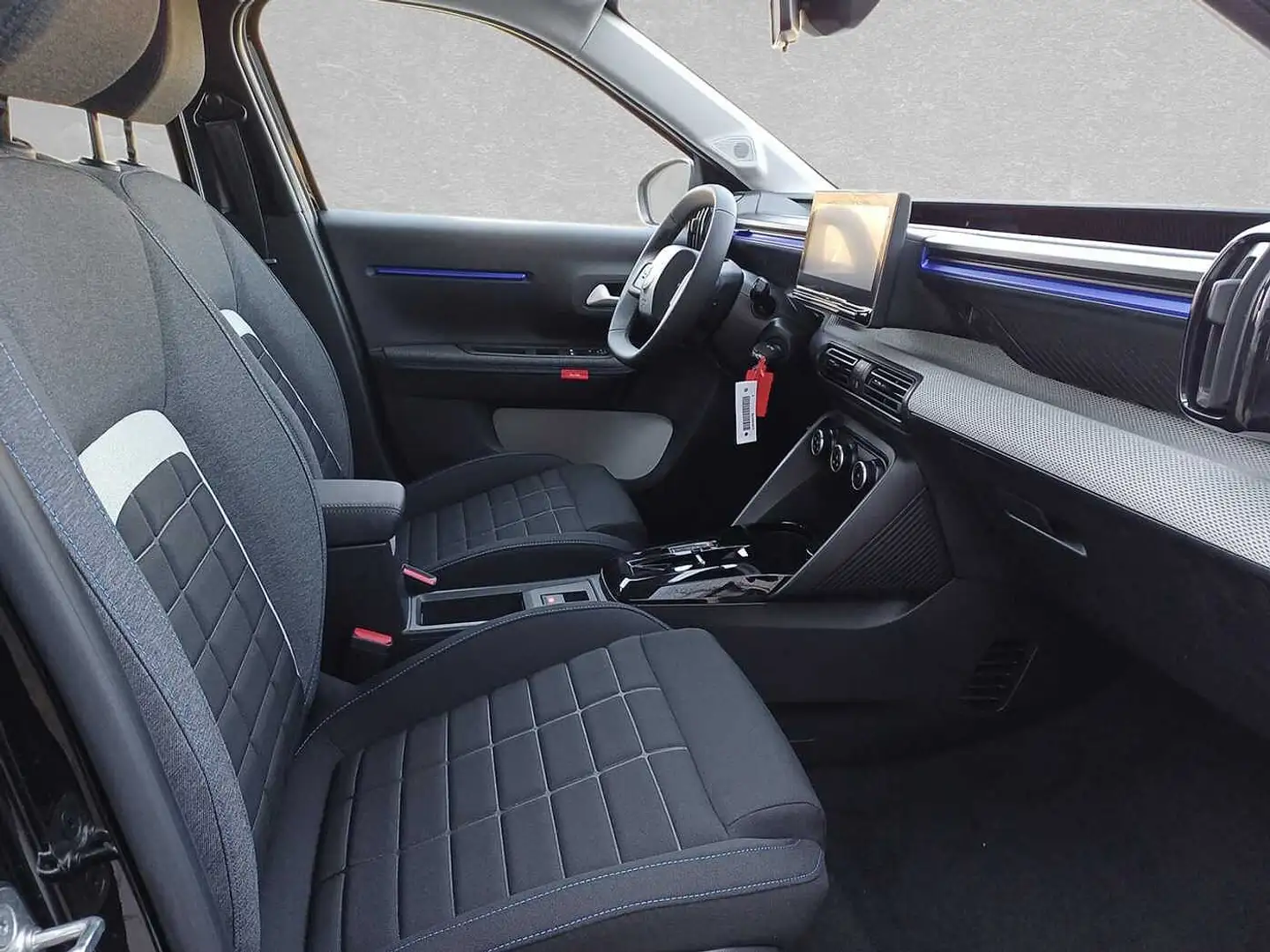 2026 Citroen E-C3, 5 km, Deutschland — Foto 8 z 12
