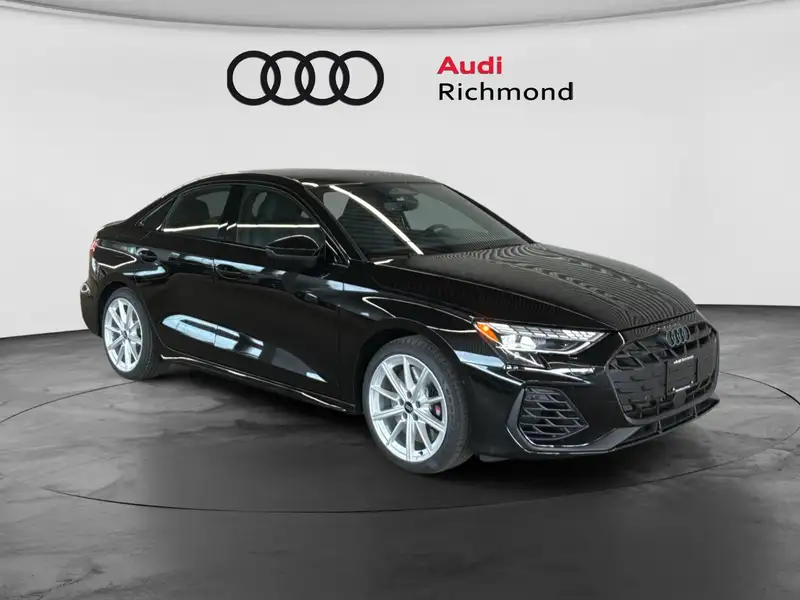 2026 Audi S3 Technik, schwarz, 90 km, Import Kanada — Foto 3 z 12