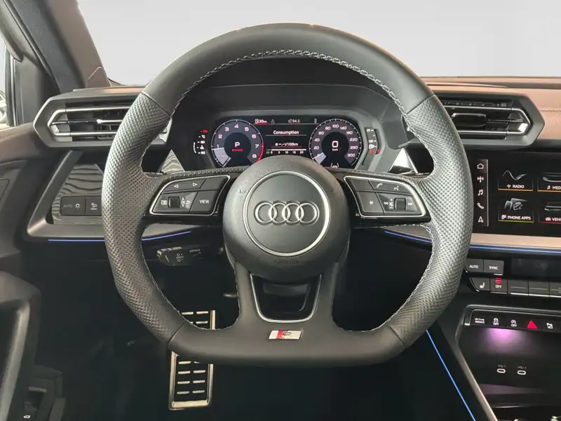 2026 Audi S3 Progressiv, weiß, 90 km, Import Kanada — Foto 11 z 12