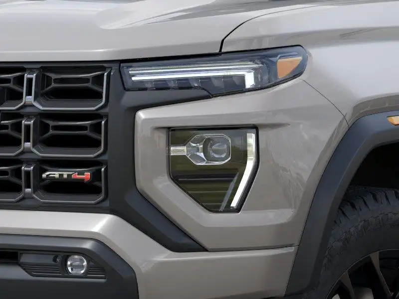 2026 GMC Canyon AT4, 0 km, Import Kanada — Foto 10 z 12