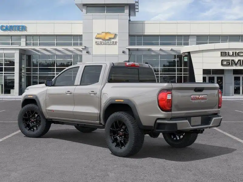 2026 GMC Canyon AT4, 0 km, Import Kanada — Foto 3 z 12