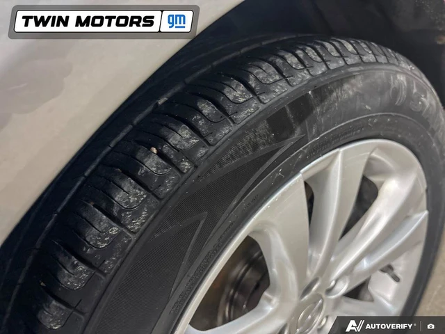 2016 Chrysler 200Series Limited, silber, 177.239 km, Import Kanada — Foto 7 z 19