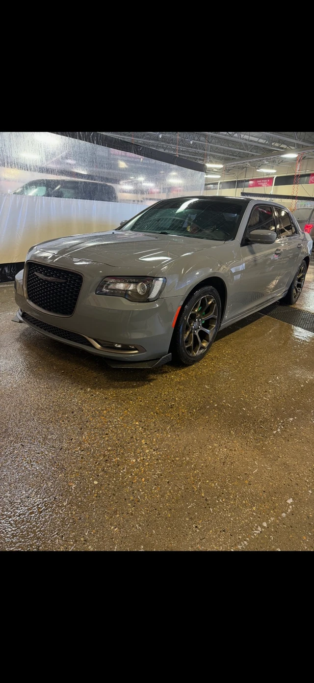 2019 Chrysler 300, 123.790 km, Import Kanada — Foto 1