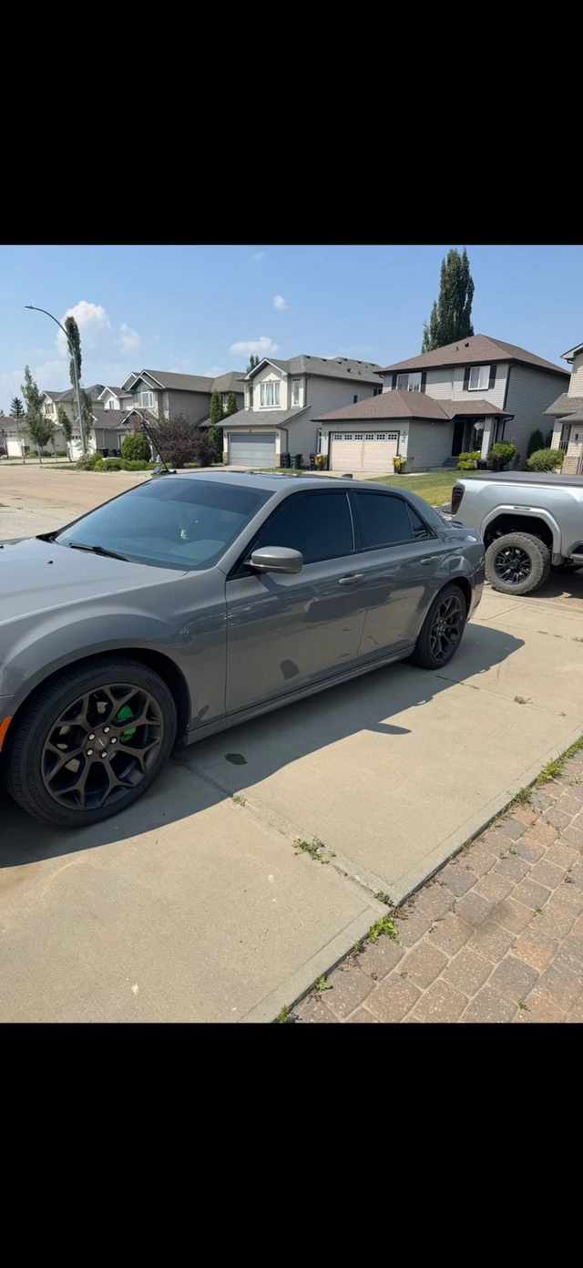 2019 Chrysler 300, 123.790 km, Import Kanada — Foto 3 z 5