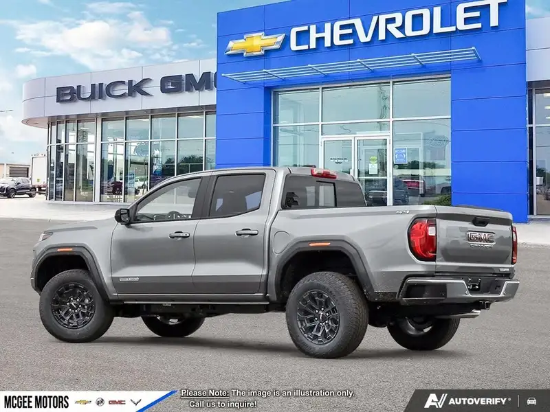 2026 GMC Canyon Elevation, silber, 0 km, Import Kanada — Foto 4 z 12