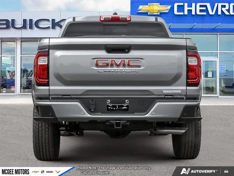 2026 GMC Canyon Elevation, silber, 0 km, Import Kanada — Foto 5 z 12