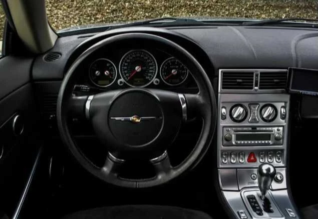 2005 Chrysler Crossfire SRT6, schwarz, 31.650 km, Import Kanada — Foto 2 z 3