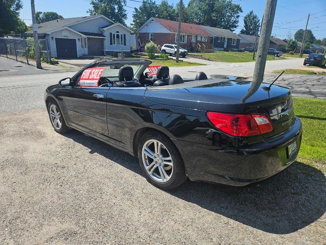 2010 Chrysler Sebring, 85.411 km, Import Kanada — Foto 1