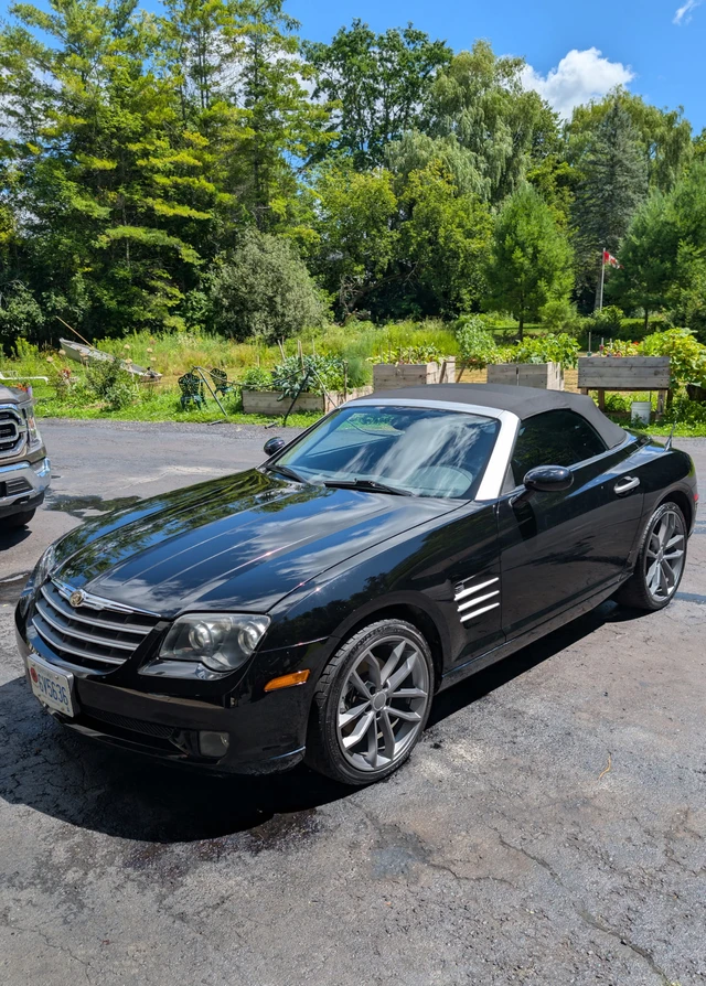 2005 Chrysler Crossfire, schwarz, 56.000 km, Import Kanada — Foto 1