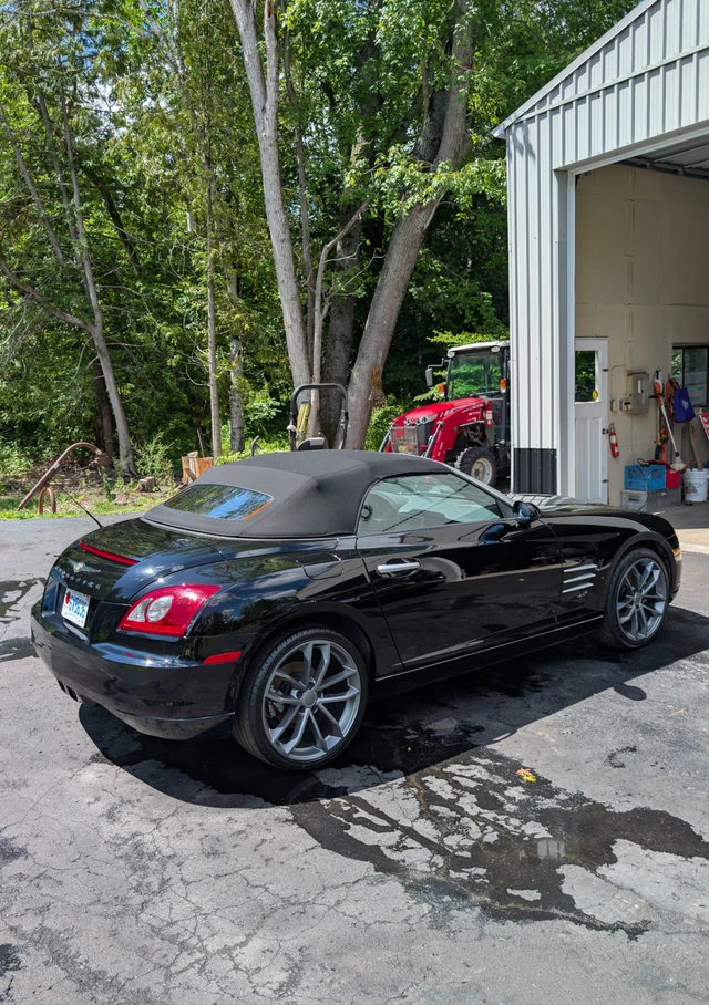 2005 Chrysler Crossfire, schwarz, 56.000 km, Import Kanada — Foto 4 z 5