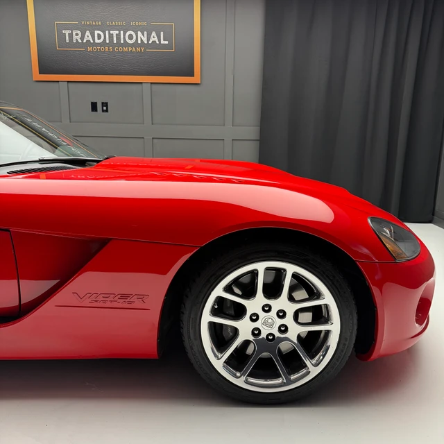 2003 Dodge Viper SRT10, 28.785 km, Import Kanada — Foto 11 z 20