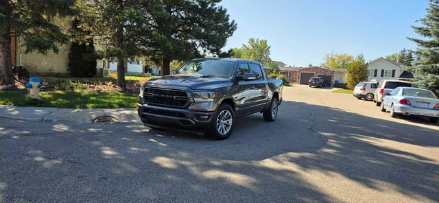 2019 Dodge Ram1500 Sport, grau, 235.000 km, Import Kanada — Foto 1
