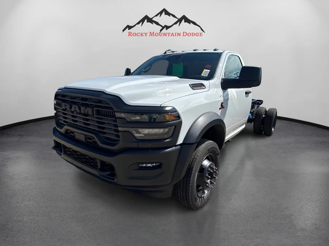 2026 RAM Tradesman, weiß, 30 km, Import Kanada — Foto 2 z 13