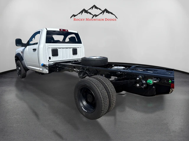 2026 RAM Tradesman, weiß, 30 km, Import Kanada — Foto 3 z 13