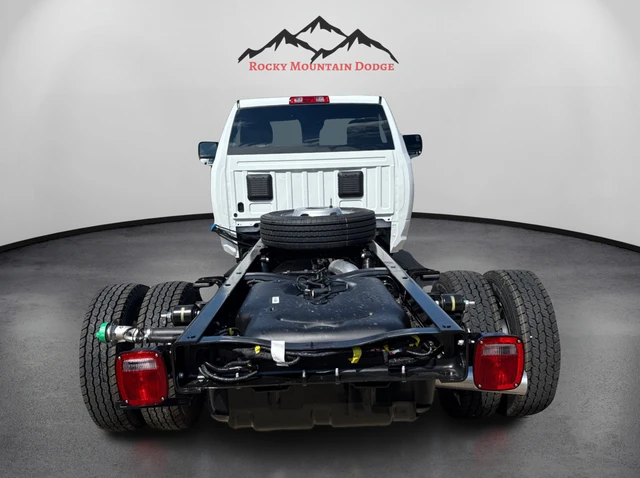 2026 RAM Tradesman, weiß, 30 km, Import Kanada — Foto 4 z 13
