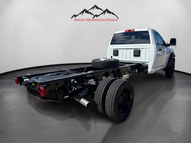 2026 RAM Tradesman, weiß, 30 km, Import Kanada — Foto 5 z 13
