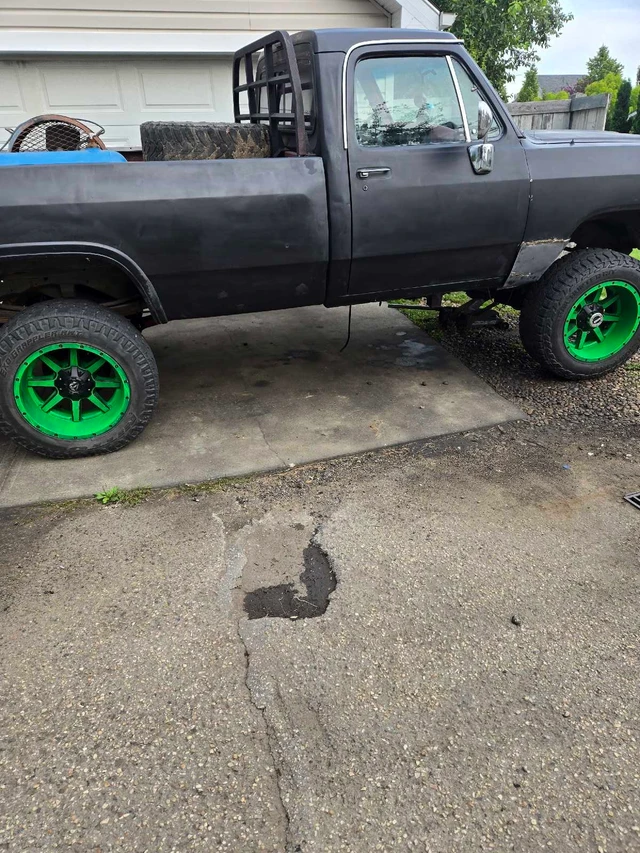 1990 Dodge Ram2500, schwarz, 300 km, Import Kanada — Foto 3 z 5