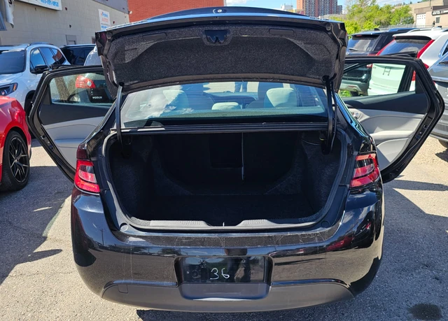 2013 Dodge Dart SXT, schwarz, 104.094 km, Import Kanada — Foto 6 z 18