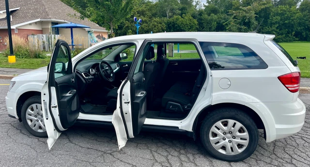 2017 Dodge Journey, 127.500 km, Import Kanada — Foto 5 z 5