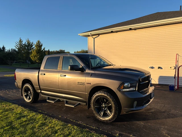 2017 Dodge Ram1500, 141.400 km, Import Kanada — Foto 1