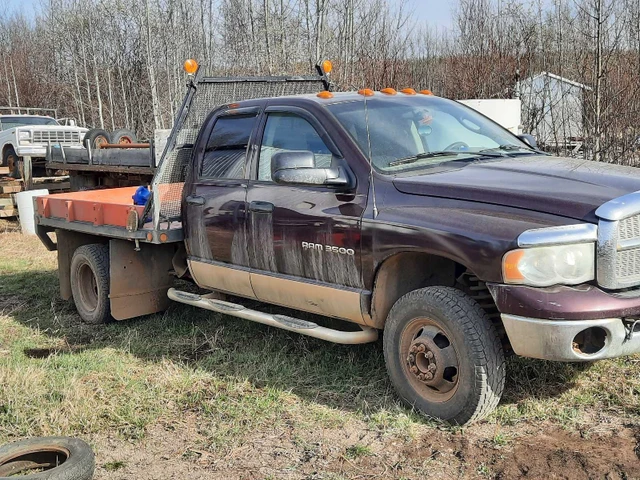 2004 Dodge Ram3500, 1.234 km, Import Kanada — Foto 2 z 5