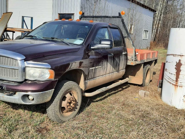 2004 Dodge Ram3500, 1.234 km, Import Kanada — Foto 3 z 5