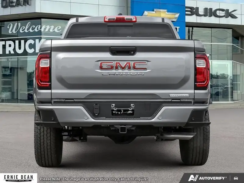 2026 GMC Canyon Elevation, silber, 0 km, Import Kanada — Foto 5 z 12