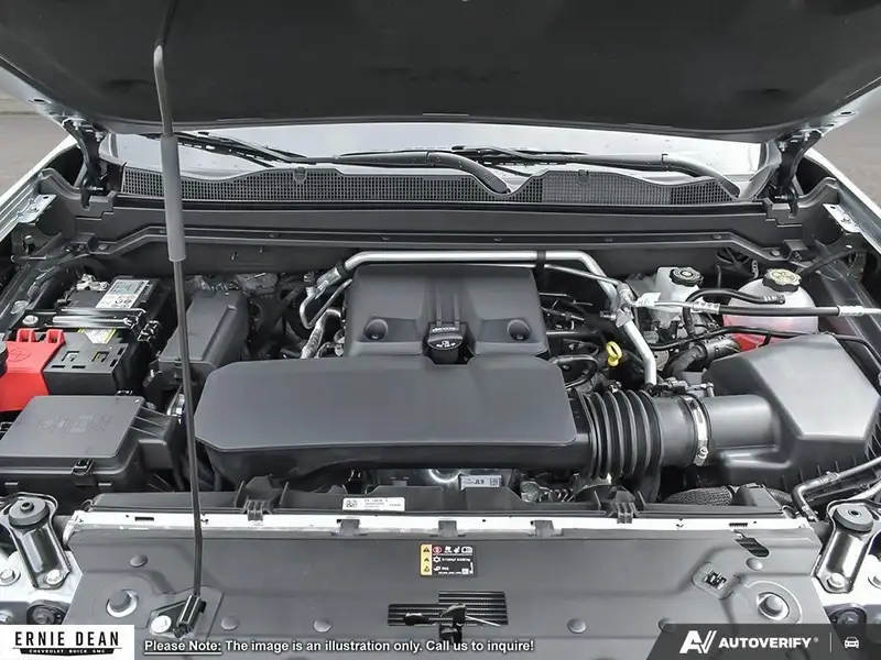 2026 GMC Canyon Elevation, silber, 0 km, Import Kanada — Foto 6 z 12